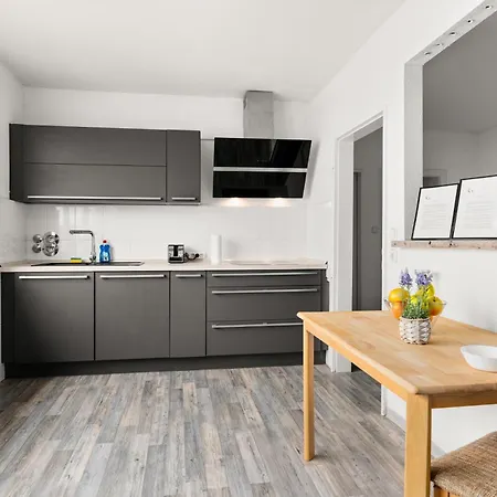 Guermache - Monteurwohnung Fuer Gruppen Bis 8 Personen Apartment *